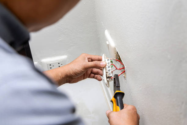Best Emergency Electrical Repair  in Lexington, MO